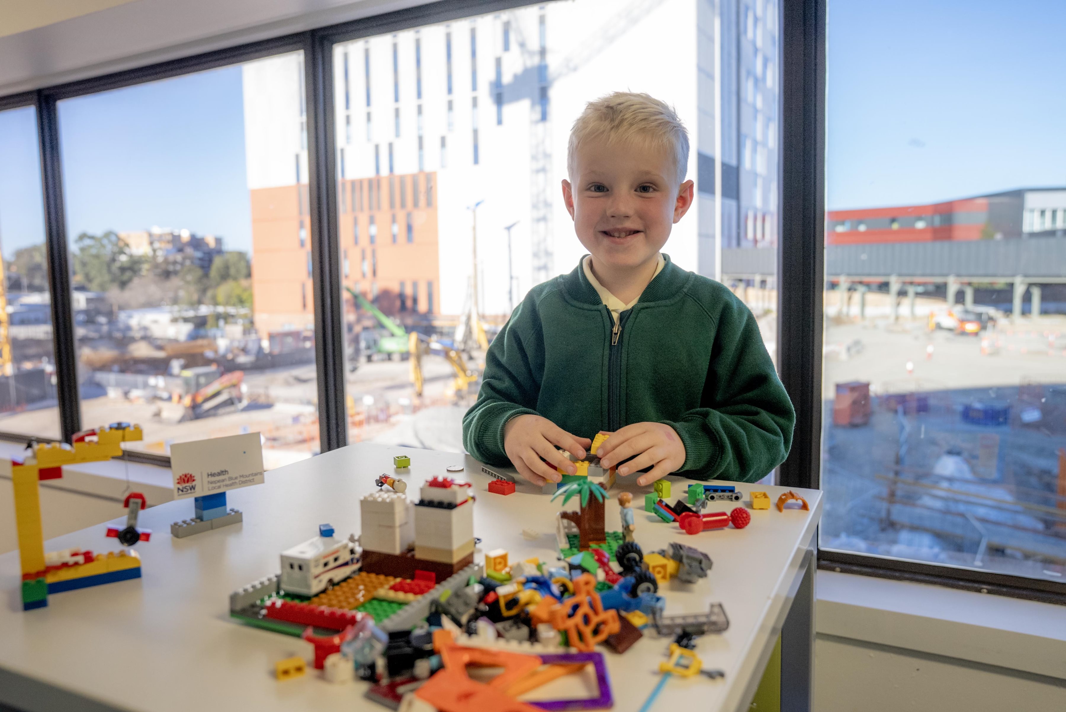 $1B Nepean Hospital Redevelopment inspires next generation of builders